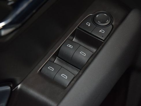 Certified 2024 Chevrolet Colorado Z71 w/ Z71 Convenience Package 2 image 48