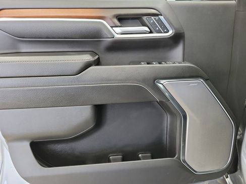 Used 2024 GMC Sierra 2500 Denali w/ Denali Reserve Package image 20