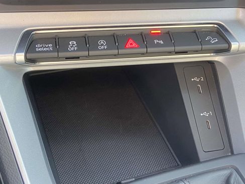 Certified 2022 Audi Q3 2.0T Premium w/ Convenience Package image 30