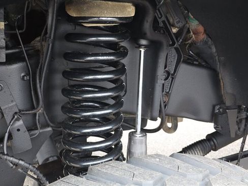 Used 2025 Ford F250 Platinum w/ Platinum Plus Package image 13