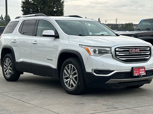 Used 2018 GMC Acadia SLE FWD image 10
