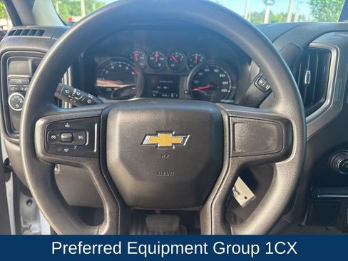 Used 2021 Chevrolet Silverado 1500 Custom image 14