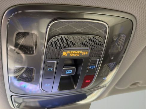 New 2026 Genesis GV60 RWD image 21