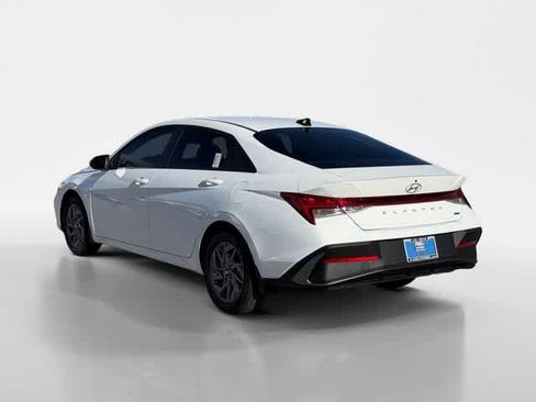 New 2026 Hyundai Elantra Blue image 3