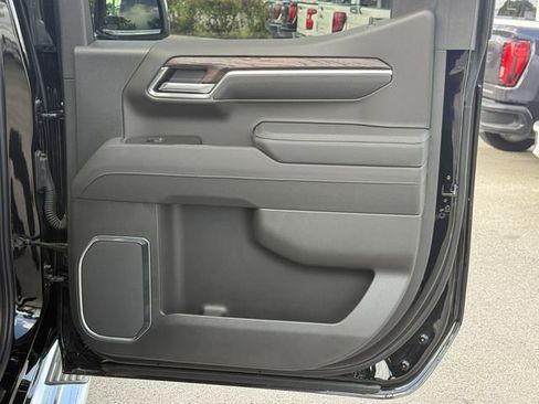 Used 2026 GMC Sierra 1500 SLT w/ SLT Premium Plus Package image 37
