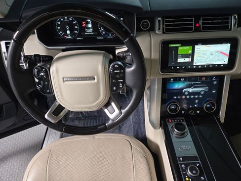 Used 2021 Land Rover Range Rover Westminster Edition image 13