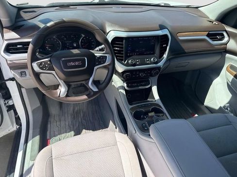 Used 2023 GMC Acadia SLE w/ Driver Convenience Package FWD image 19