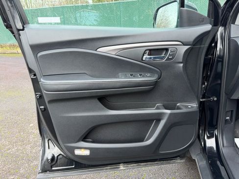 Used 2022 Honda Ridgeline RTL-E image 12