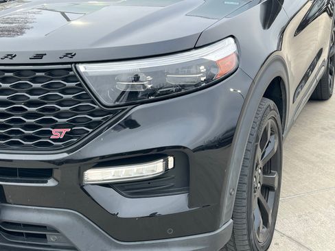 Used 2020 Ford Explorer ST w/ ST Street Pack image 4