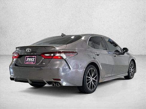 Used 2024 Toyota Camry SE w/ Convenience Package FWD image 2