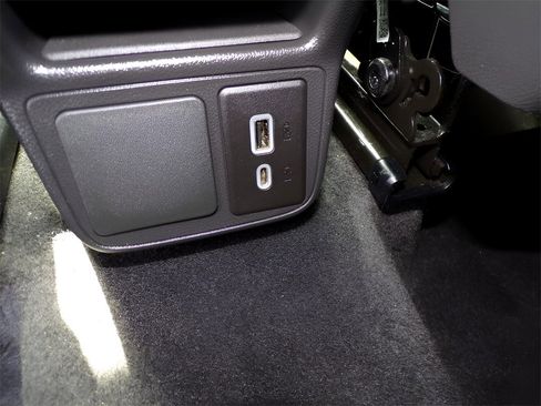 Used 2022 Buick Encore GX Preferred w/ Cold Weather Comfort Package image 12