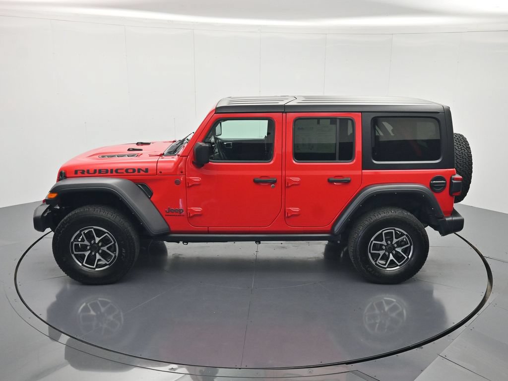 Used 2024 Jeep Wrangler Unlimited Rubicon AWD/4WD image 34