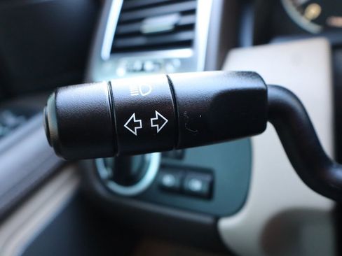 Used 2010 Land Rover Range Rover Sport Supercharged image 32