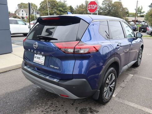 Certified 2023 Nissan Rogue SV AWD/4WD image 6