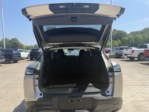 Used 2025 Nissan Murano SL AWD/4WD image 10