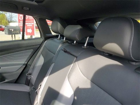 Certified 2023 Volkswagen ID.4 S image 9