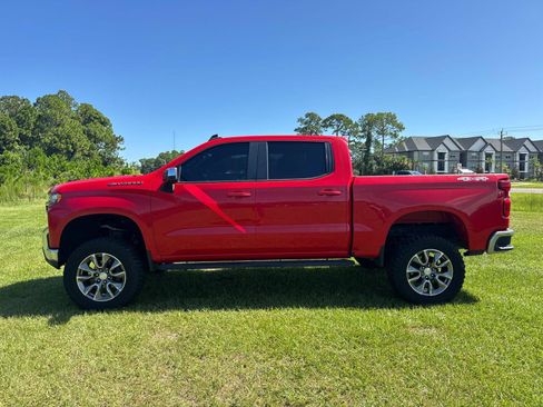 Used 2020 Chevrolet Silverado 1500 LT AWD/4WD image 6