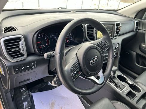 Used 2017 Kia Sportage EX w/ EX Technology Package image 12