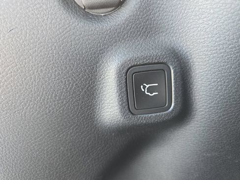 Used 2021 Jeep Compass Latitude AWD/4WD image 13