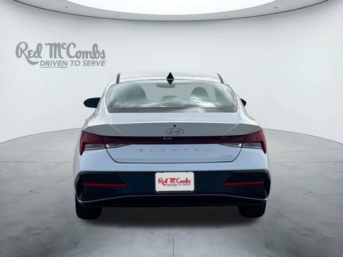 New 2026 Hyundai Elantra SEL Sport Premium FWD image 4