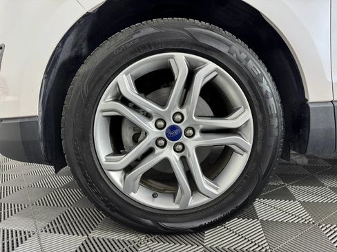 Used 2017 Ford Edge Titanium w/ Technology Package FWD image 45