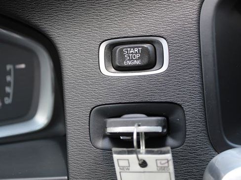 Used 2014 Volvo S60 T5 image 18