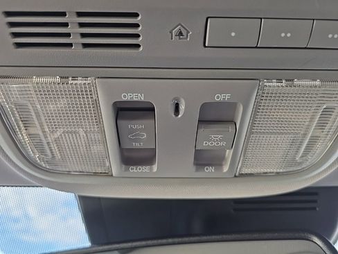 Used 2018 Honda CR-V EX-L image 34