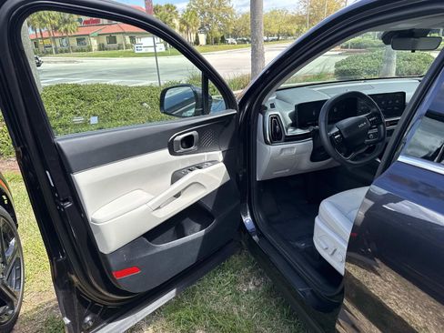 Used 2026 Kia Sorento S w/ S Panoramic Sunroof Package image 17