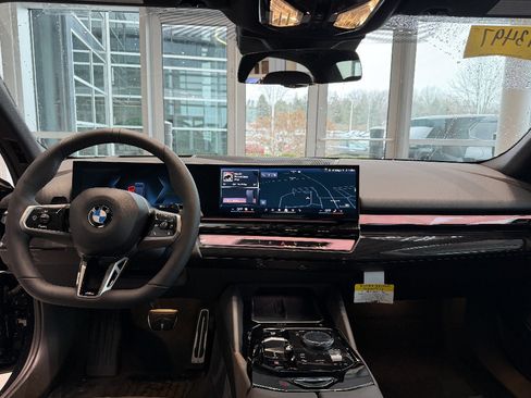 New 2026 BMW 530i xDrive w/ M Sport Package AWD/4WD image 15