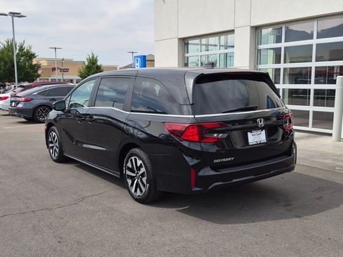 Used 2025 Honda Odyssey EX-L image 8
