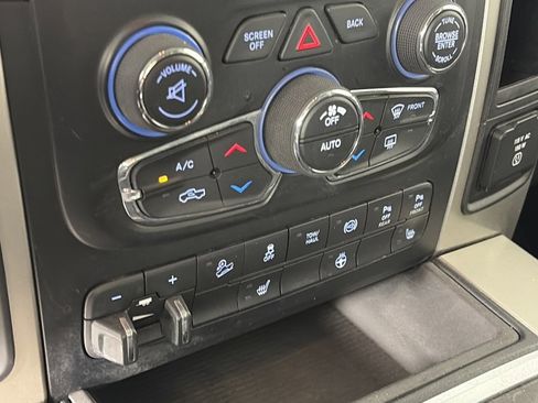 Used 2017 RAM 2500 Big Horn image 21