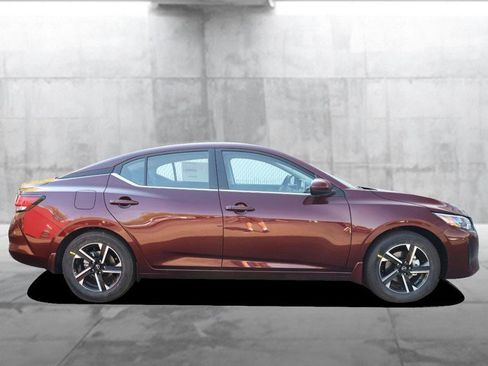 New 2025 Nissan Sentra SV image 5