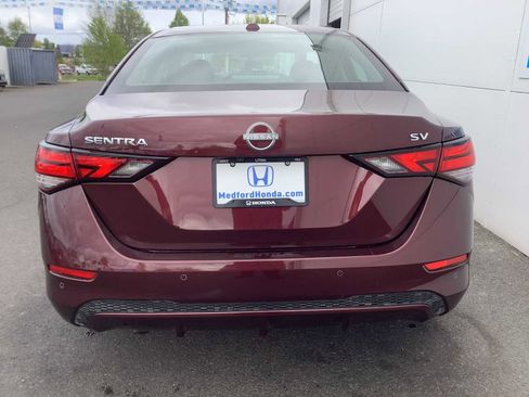 Used 2024 Nissan Sentra SV image 5