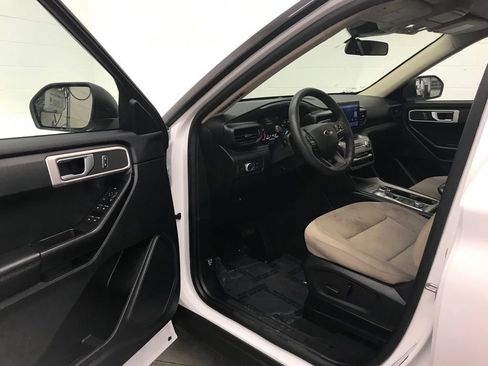 Used 2022 Ford Explorer 4WD image 11