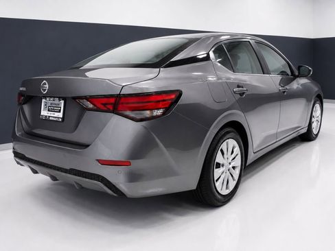 Certified 2023 Nissan Sentra S FWD image 8