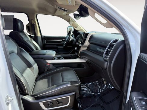 Used 2021 RAM 1500 Laramie image 19