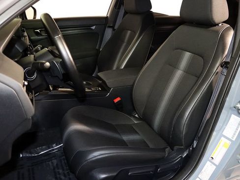 Used 2024 Honda Civic Sport image 4