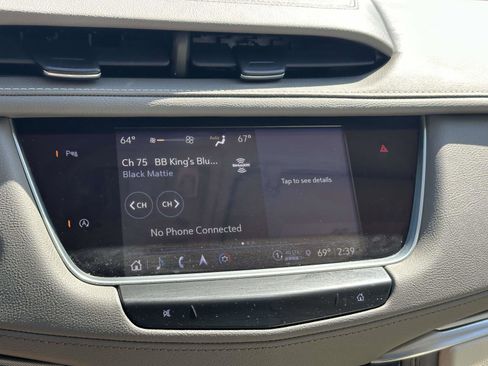 Certified 2023 Cadillac XT5 Premium Luxury image 18