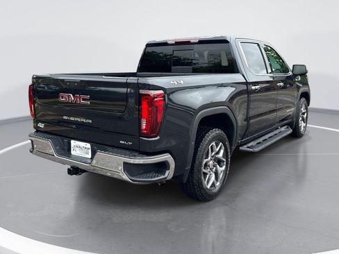Used 2024 GMC Sierra 1500 SLT w/ SLT Premium Plus Package AWD/4WD image 8