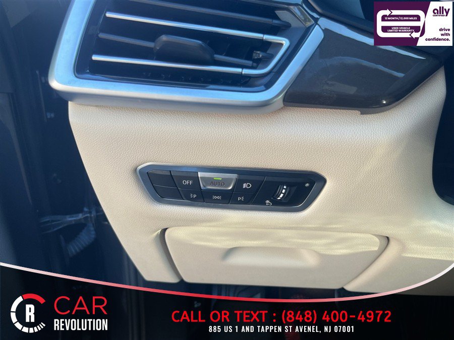 Used 2022 BMW X5 xDrive40i w/ Parking Assistance Package AWD/4WD image 29