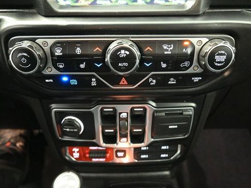 Used 2021 Jeep Wrangler Unlimited Rubicon 4xe w/ Steel Bumper Group image 30