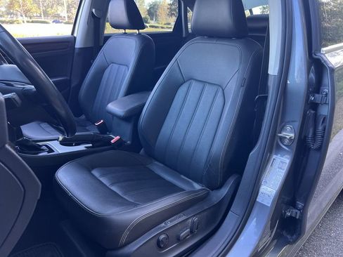 Used 2020 Volkswagen Passat 2.0T SEL image 12