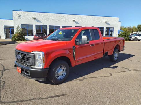 Used 2024 Ford F350 XL image 1