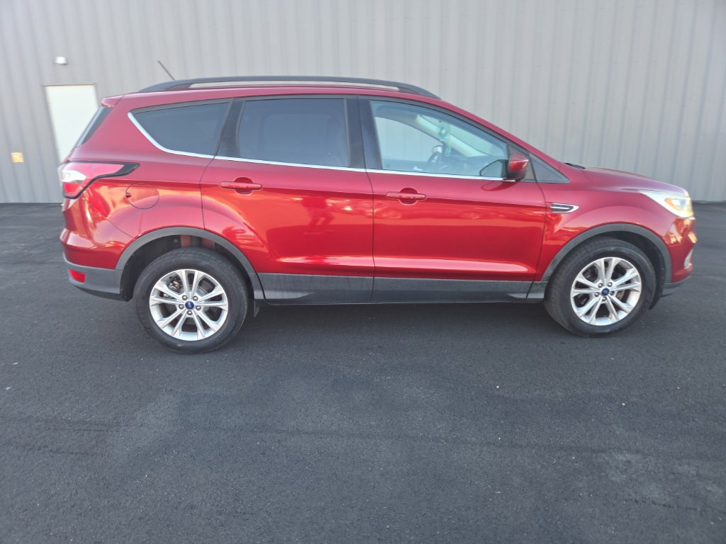 Used 2018 Ford Escape SEL FWD image 18