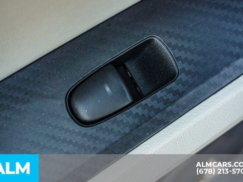 Used 2025 Nissan Altima 2.5 SV FWD image 47