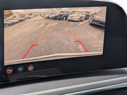 Used 2024 Cadillac Lyriq Tech AWD/4WD image 12