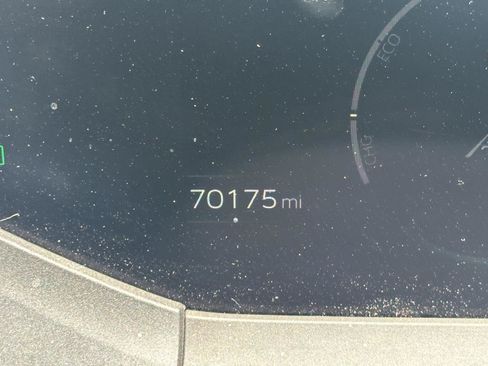 Certified 2024 Toyota Prius FWD image 14