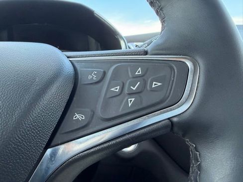 Used 2024 Chevrolet Equinox LT FWD image 22