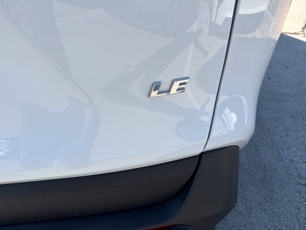 Used 2020 Toyota RAV4 LE w/ All Weather Liner Package FWD image 17