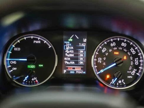 Certified 2019 Toyota RAV4 XLE image 28